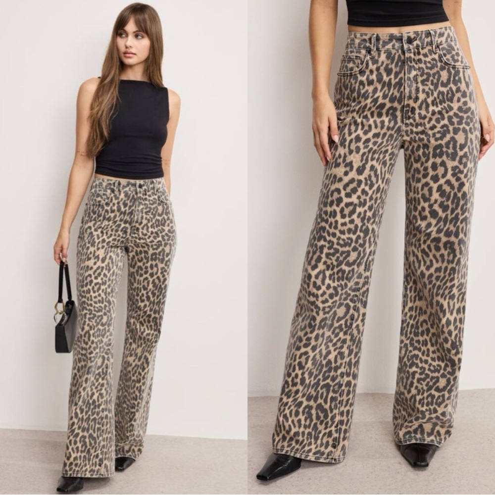 GOOD AMERICAN Good Ease Leopard Cheetah High Rise Wide Leg Jeans - Picture 2 of 10